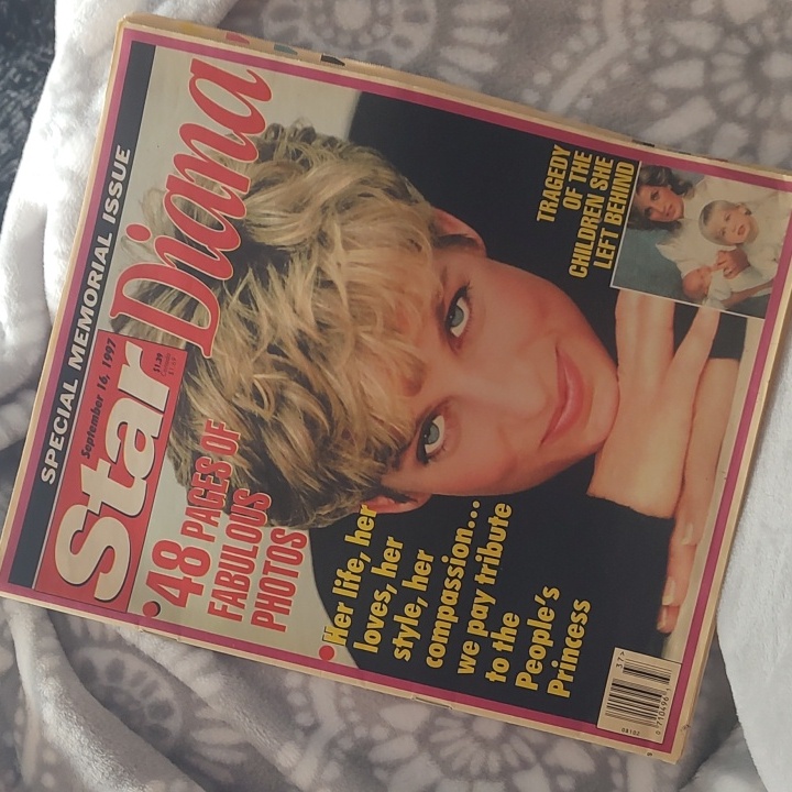 Diana Special Memorial Issue Magazine